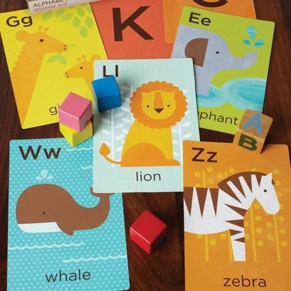Petit Collage Alphabet A-Z Animals Cards - Picture 12 of 14